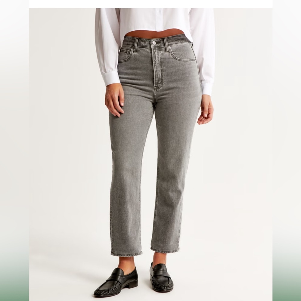 Abercrombie Curve Love Ultra High Rise Ankle Straight Jeans